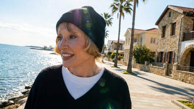 Лицо Пугачёвой изменилось до неузнаваемости. Во всём виноват "Галкин*". В Сети обсуждают "жалкое зрелище"