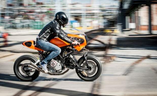 fp06110 Ducati TT3 Difazio от Бернарда Монта