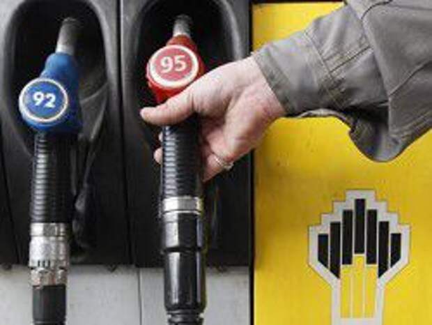 Что стоит за резким падением цен на нефть? Что стоит за резким падением цен на нефть?