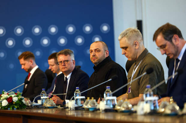 Политолог Дудаков: украинская делегация приедет в Женеву с пустыми руками