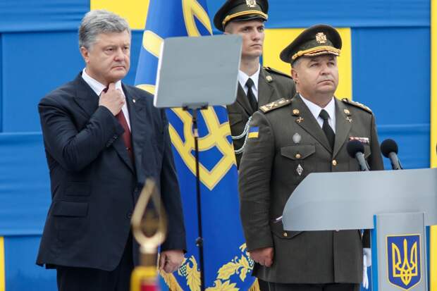 ЛНР: Порошенко вводит военное положение, чтобы стать «военным диктатором Украины» ЛНР: Порошенко вводит военное положение, чтобы стать «военным диктатором Украины»