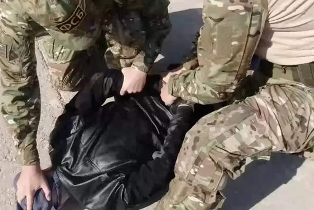 Слежка за военными эшелонами в интересах Киева привела россиянина в руки ФСБ