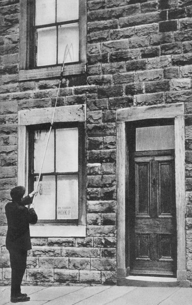 Как будили рабочих в индустриальной Британии, 1900-1941 гг