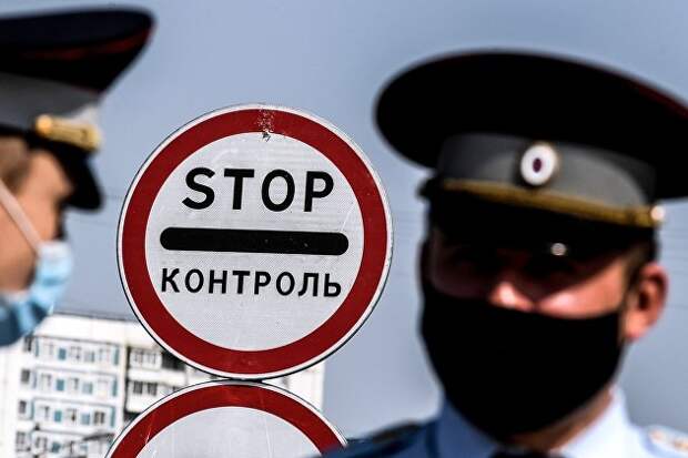 Россиян предложили штрафовать за выброшенный из машины мусор