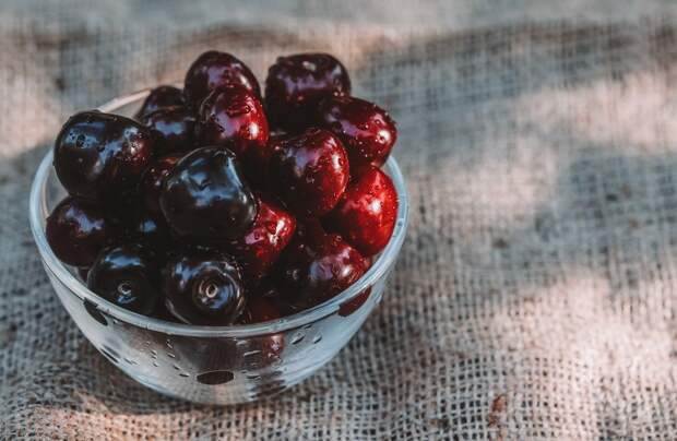 Ученые назвали противовоспалительный фрукт, который помогает предотвратить рак