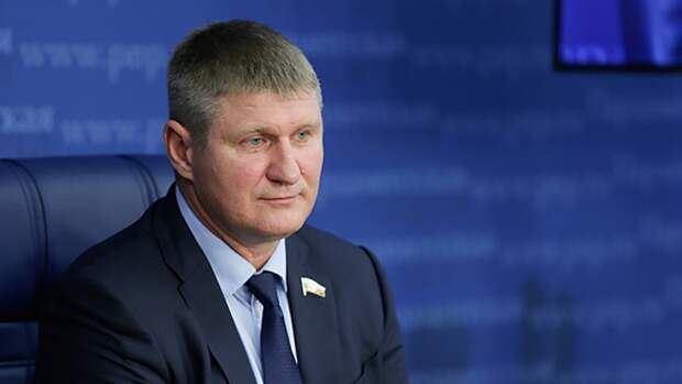 Депутат Шеремет сравнил продление санкций Евросоюза по Крыму с опасной игрой