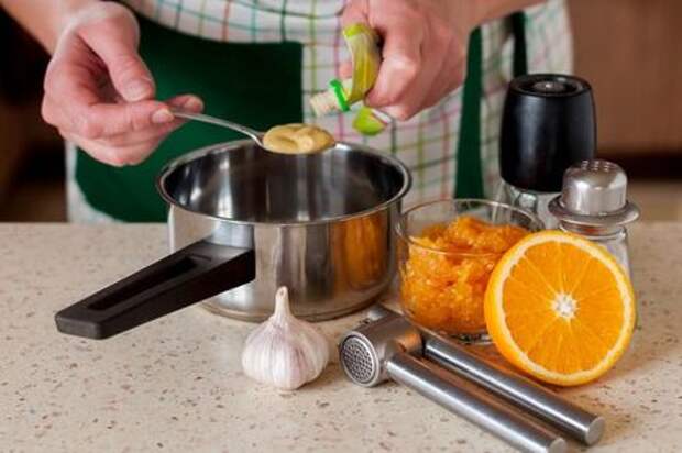 Праздничный рулет из свинины с куриным филе. Этап: 10