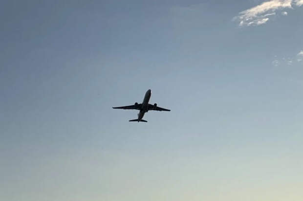 Врач из Уфы оказала экстренную помощь сразу трем пассажирам в самолете