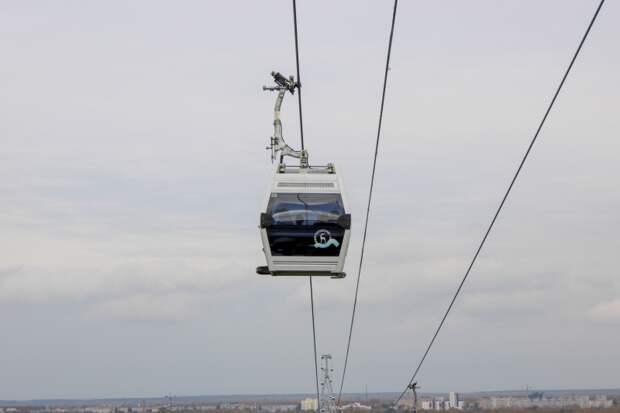 В горнолыжном парке под Дмитровом на подъёмнике застряли около 50 человек