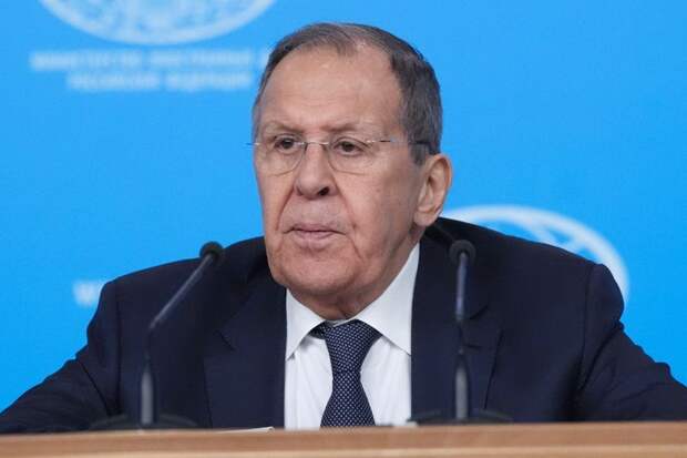 Лавров обсудил с главой МИД Пакистана Даром ситуацию в Персидском заливе