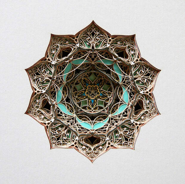 Фотография: Ажурные витражи из... картона №16 - BigPicture.ru