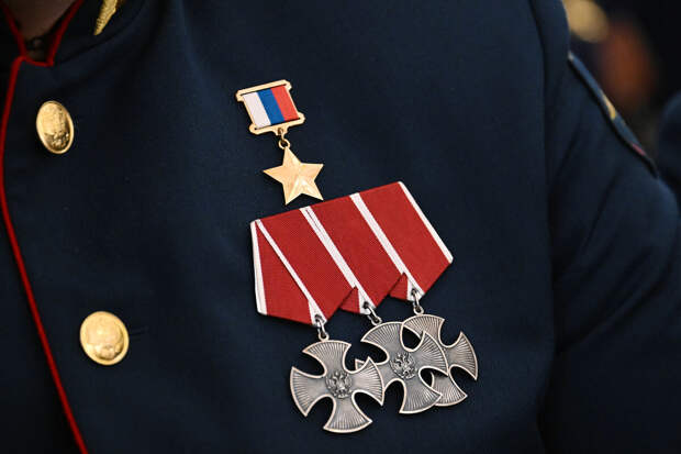 Девятнадцатилетнего бойца с Камчатки наградили звездой Героя