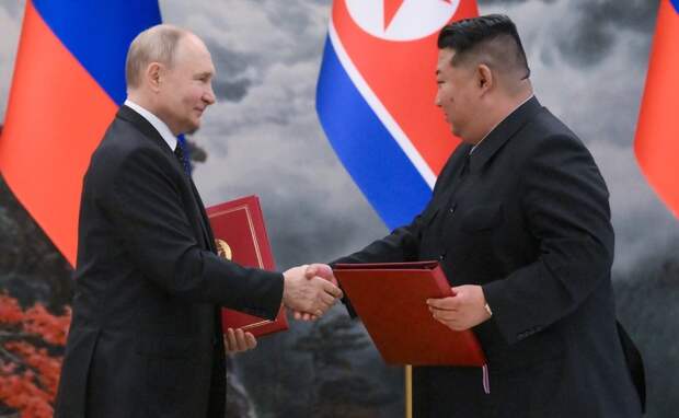 Россия и КНДР на этой неделе заключили Договор о всеобъемлющем стратегическом партнерстве, который выводит отношения Москвы и Пхеньяна на принципиально новый уровень.