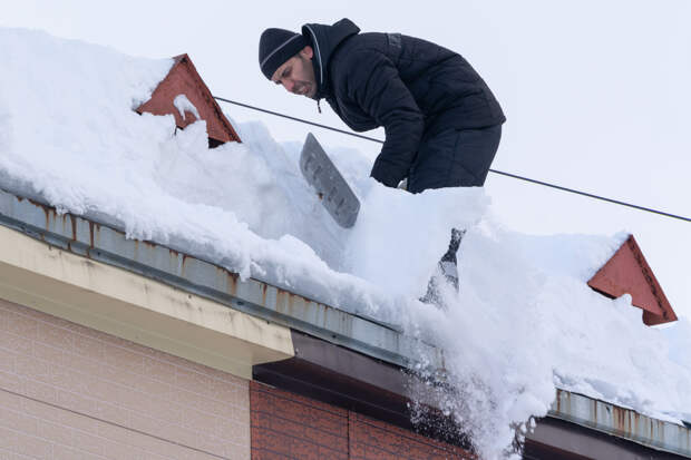 В Подмосковье жилой дом затопило кипятком после обрушения крыши