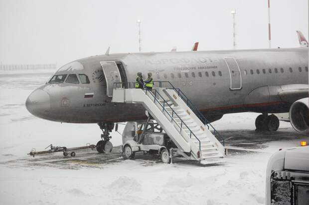 «Аэрофлот» планирует восстановить штатные полеты в Шереметьево к 08:00 11 января