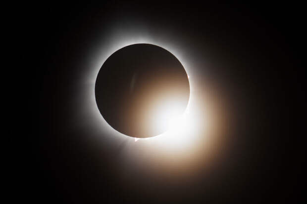 ИКИ РАН: в Антарктиде началось первое в 2026 году солнечное затмение