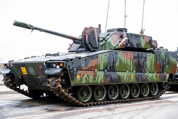 РИА Новости: спецназ «Ахмат» уничтожил 10 шведских БМП CV90 в Сумской области