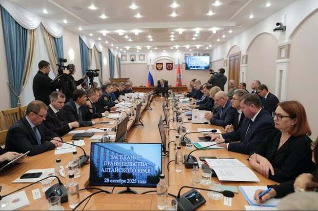 В Алтайском крае запустили все котельные и создали сверхзапасы угля / Фото: канал в Max Виктора Томенко