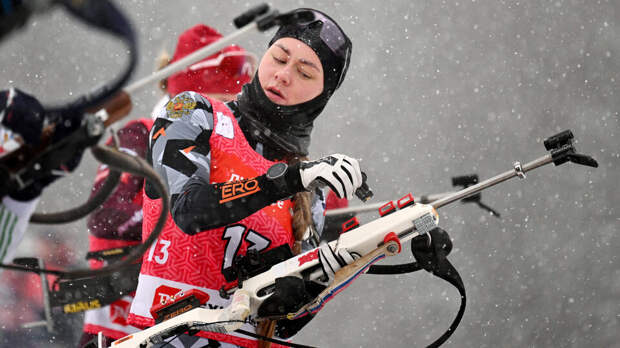 Биатлонистку Томшину лишили бронзы чемпионата РФ из-за ошибки соперницы