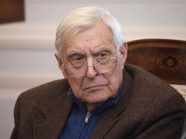 Олег Басилашвили похоронил в Санкт-Петербурге жену Галину Мшанскую