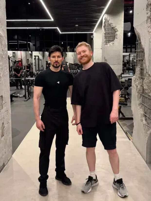 Павел Дуров и Данила Поперечный*