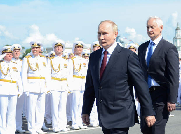 Военный флот защищает интересы России по поручению президента. Фото: Фото: ФедералПресс / Татьяна Буторина