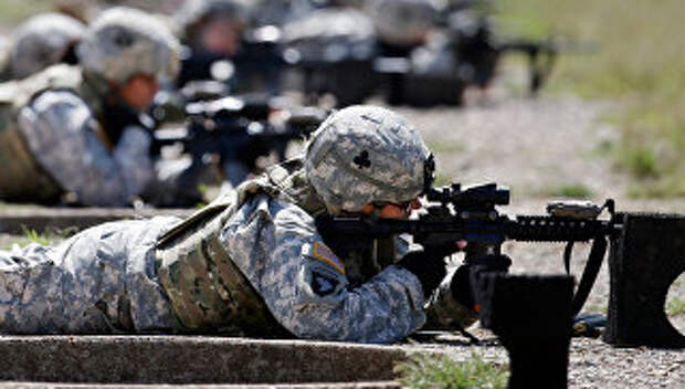 Военнослужащие армии США на военной базе Форт-Кемпбелл Военнослужащие армии США на военной базе Форт-Кемпбелл