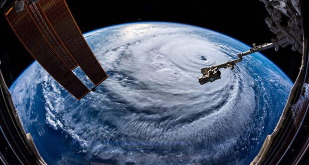 a photo of hurricane Florence from the Internation Space Station 