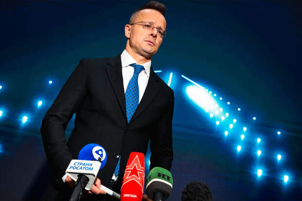 Уходящий глава МИД Венгрии Сийярто: я никогда не служил интересам России