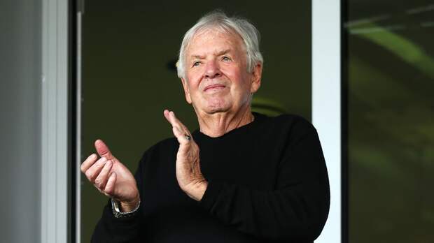 Владелец «Борнмута» и «Вегас Голден Найтс» стал единственным акционером «Лорьяна»