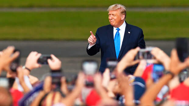 Дональд Трамп – ещё не Бог, но уже миф. Для "белой Америки"