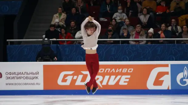 Победа Кондратюка, взлёт Мозалёва и крах фаворитов: как завершился турнир фигуристов на чемпионате России