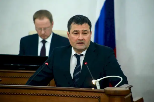 Майское настроение. Фоторепортаж с отчёта губернатора Виктора Томенко