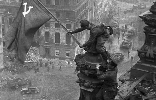 29 апреля 1945 г.: В районе Рейхстага начались ожесточённые бои