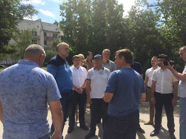 Глава Крыма прибыл в Новофедоровку для оценки обстановки