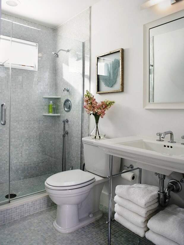 Тщательное планирование интерьера – ключ к созданию комфорта даже в самой малогабаритной ванной комнате.