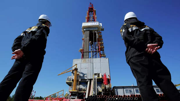 Бюджет РФ получит дополнительно 200 млрд рублей из-за роста цен на нефть