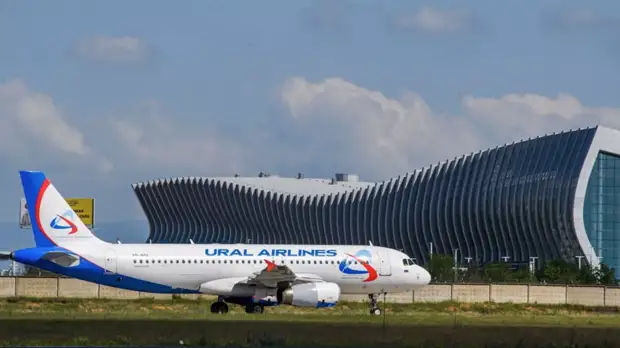 Глава Минтранса Савельев: временно закрытые аэропорты юга России получат субсидии