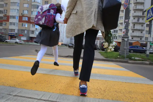 Как выглядит первоклассник в Беларуси и России и чем отличаются наши школы