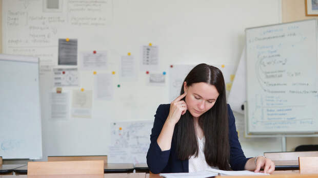 В Москве запустили курсы повышения квалификации для педагогов с использованием ИИ
