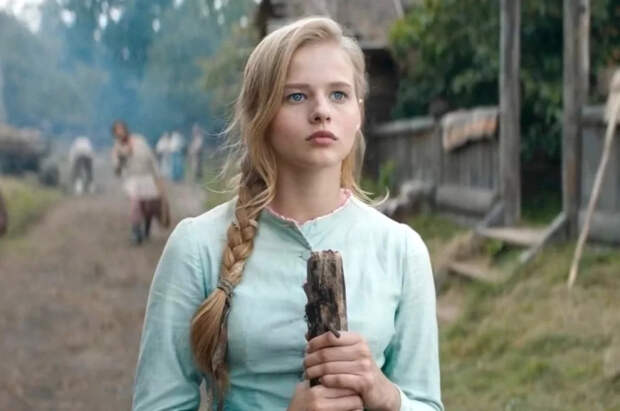 Бортич призналась, что приостановила съемки и начала осваивать диджеинг