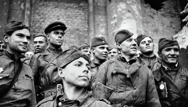 nas-iz-poslednih-sil-pytayutsya