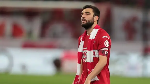 Нурмагомедов обсудил футбол с Джикией