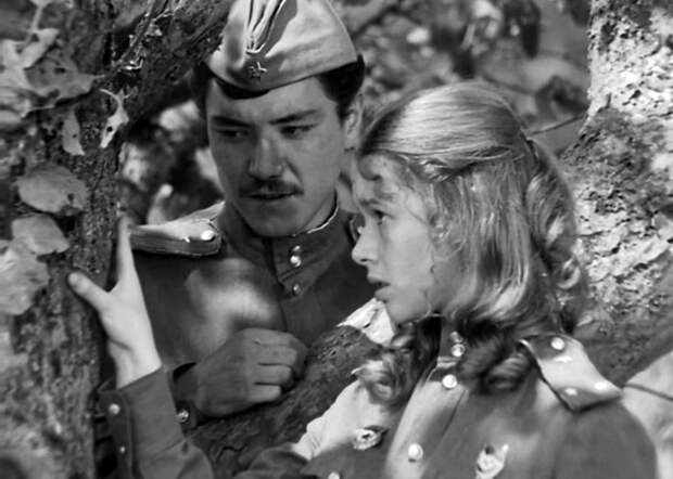 Любовь на войне./ Фото: legendy-kino.ru Любовь на войне./ Фото: legendy-kino.ru