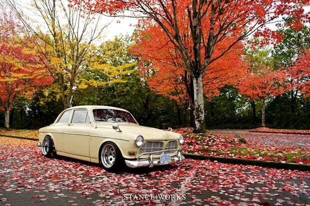 Тюнинг старого шведа - Volvo 122s 1965 года (16 фото)