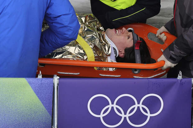 Бобслеитса Мандльбауэра госпитализировали после переворота боба на ОИ