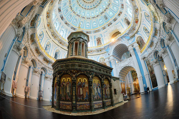 8 красивейших храмов, которые составляют культурное наследие России