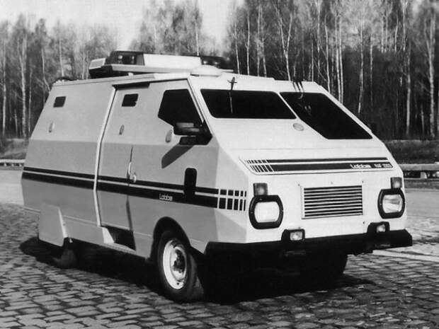 Самый ненадежный: РАФ 2203 Самый ненадежный: РАФ 2203 Бронеавтомобили, броневик, инкасатр