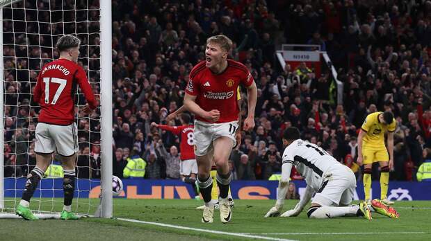 «Манчестер Юнайтед» вырвал победу у «Шеффилда», забив два мяча на последних минутах