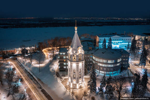 Колокольня Спасо-Преображенского собора